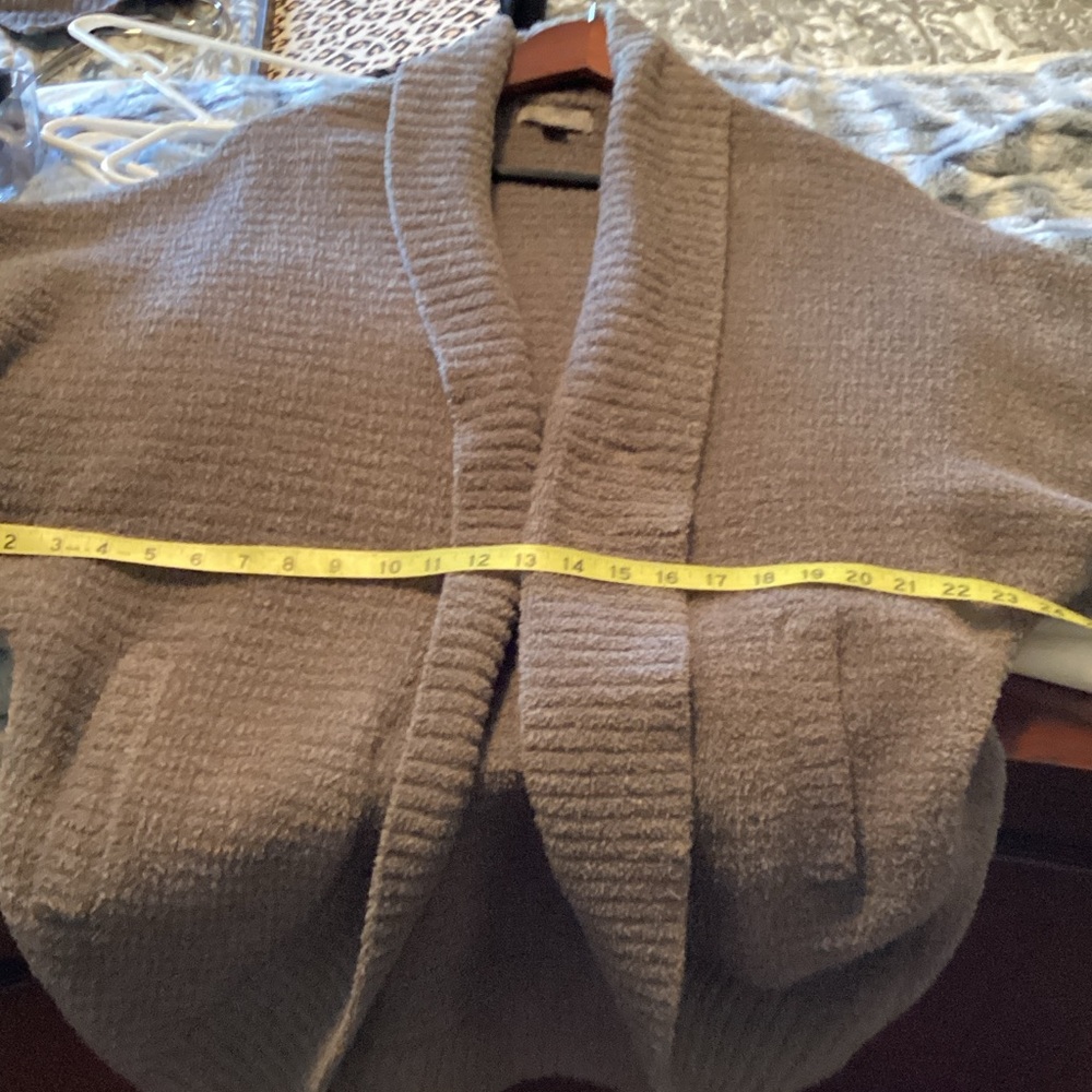 Barefoot Dreams Gray Oversized Cardigan
Size XXS/XS - Picture 6 of 7